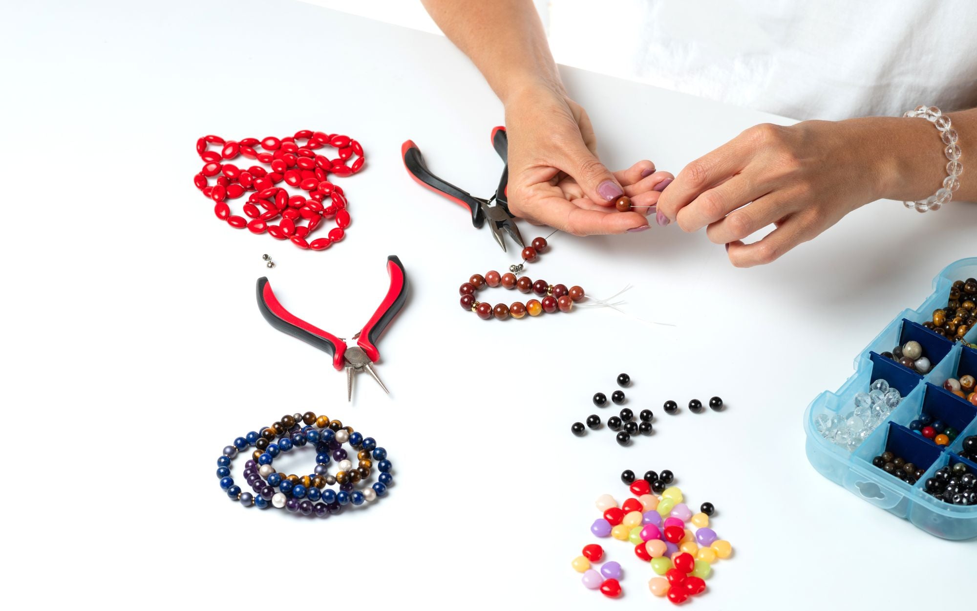 how to make a protection bracelet - guide