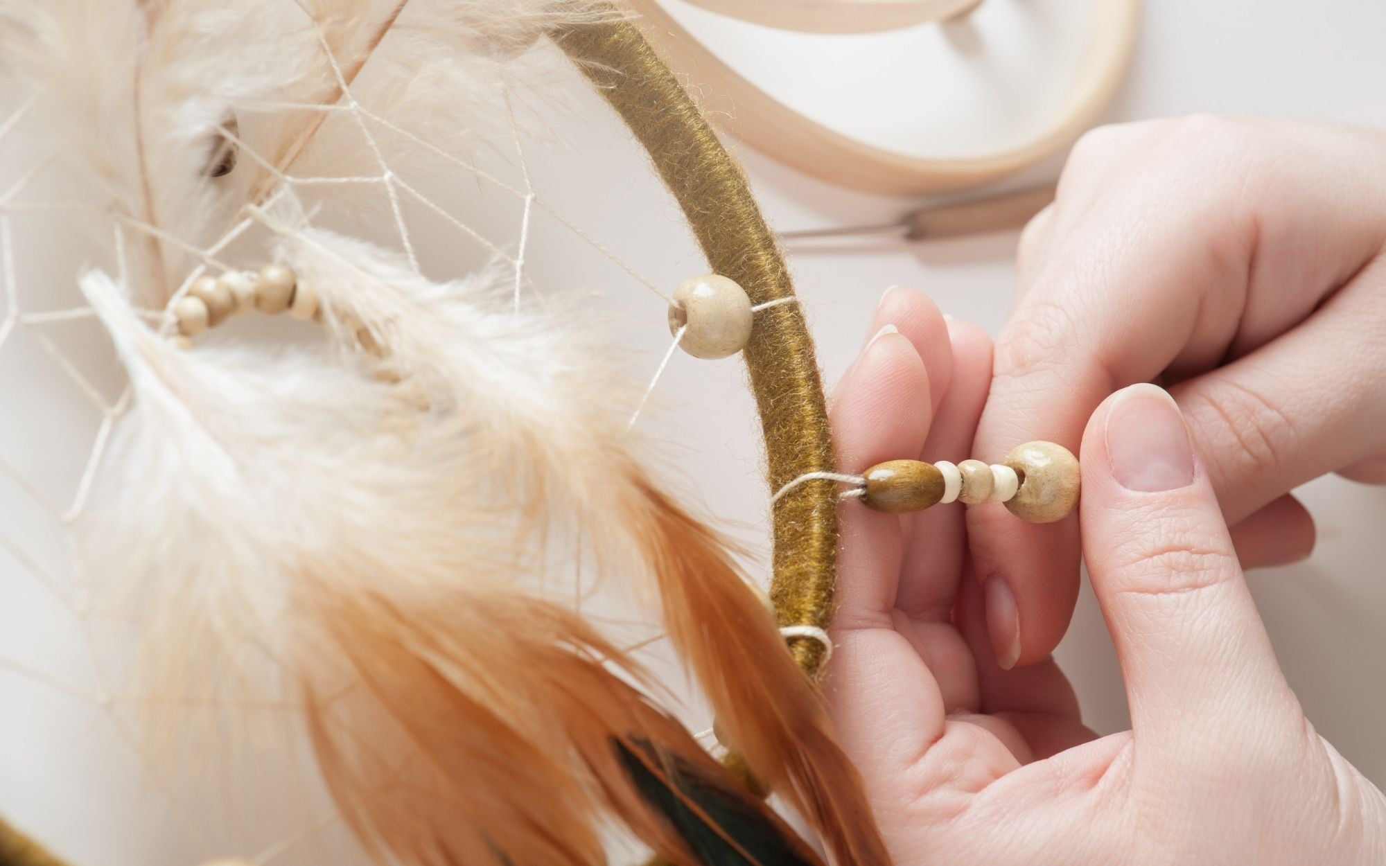 crafting dream catchers