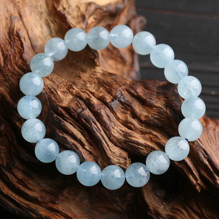 aquamarine bracelet - calming crystals